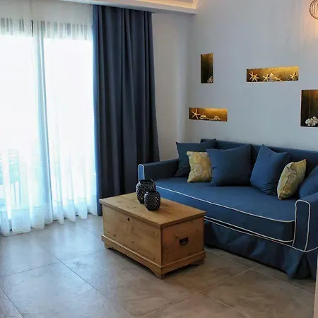 Theros & 4* Chrisi Ammoudia