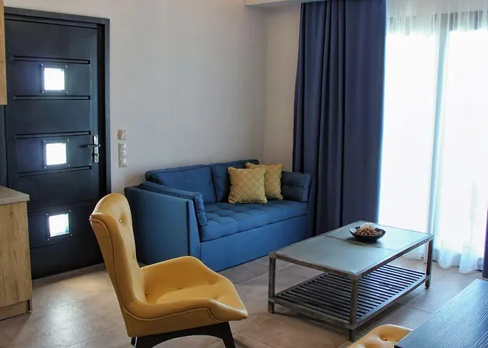 Theros & Apart-hotel 4*