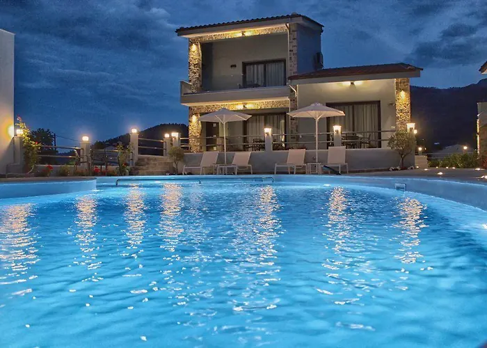 Theros & Apart-hotel 4*