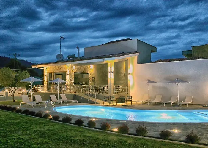 Apart-hotel Theros & 4*