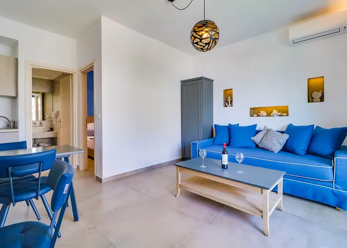 Theros & Apart-hotel Chrysi Ammoudia